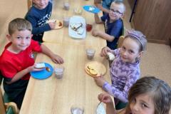 ef2e8fa3-0105-4c25-9e35-ad9ce3231acd